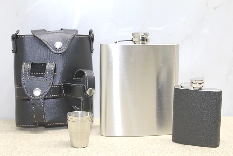 Deri Kılıflı Matara Seti Alk3930