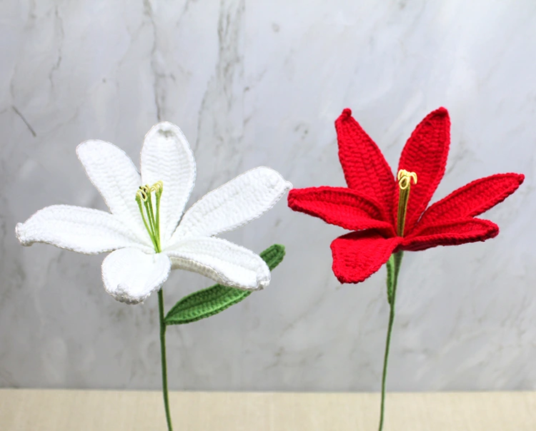 El Örgüsü Zambak Çiçeği Alk4970