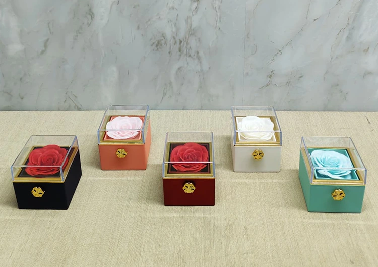 Romantik  Gül Yüzük Kutusu Kare Alk5008